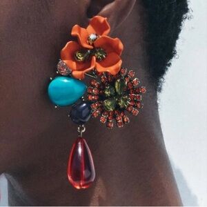 ZARA Jewel Beads Flower Earrings